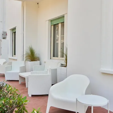 Hotel Jolanda 3*