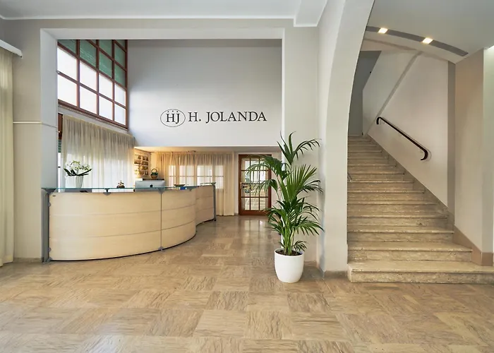 Hotel Jolanda